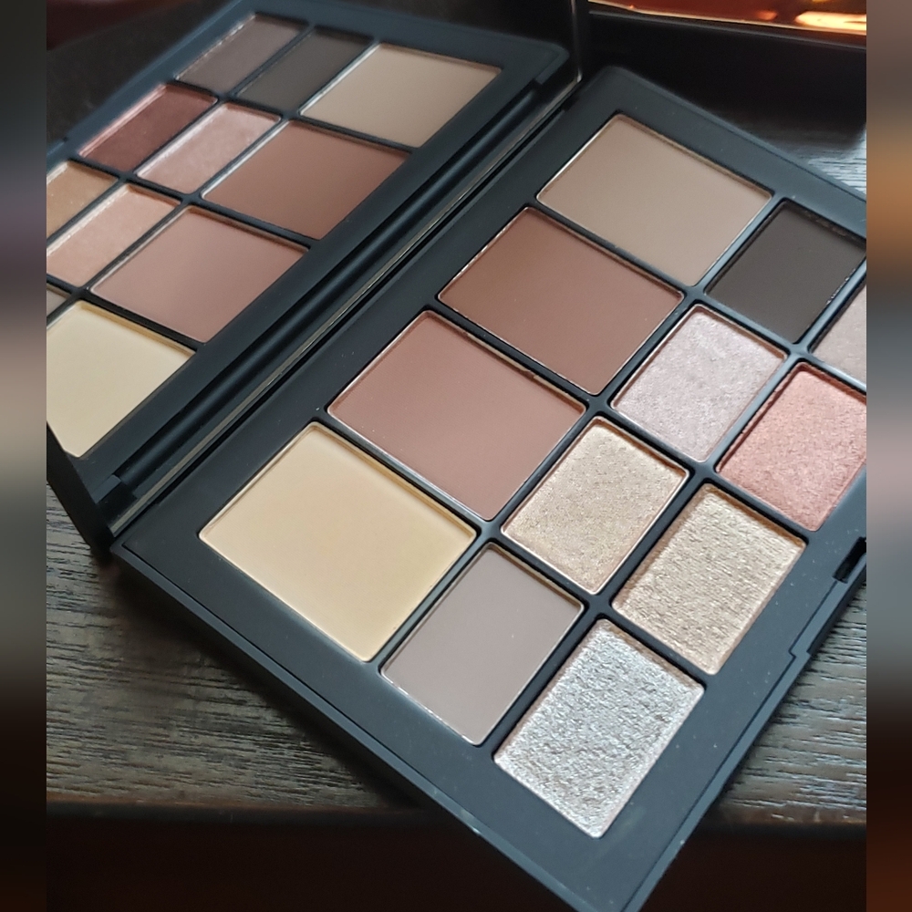 Nars Skin deep eyeshadow palette new